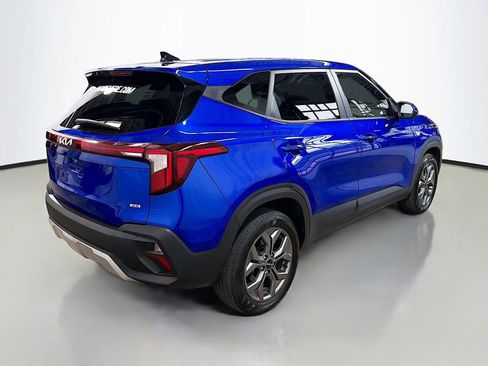 Used 2024 Kia Seltos LX AWD/4WD image 10