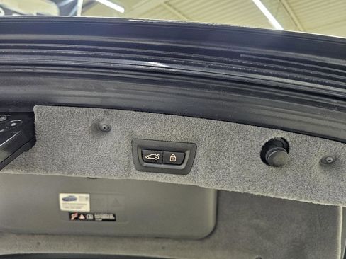 Used 2015 BMW 740Li image 14