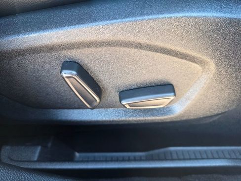 Used 2022 Ford Edge Titanium w/ Equipment Group 301A AWD/4WD image 47