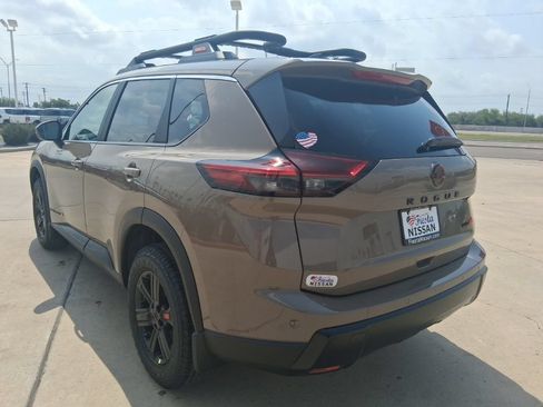 New 2026 Nissan Rogue SV w/ Rock Creek Premium Package AWD/4WD image 5