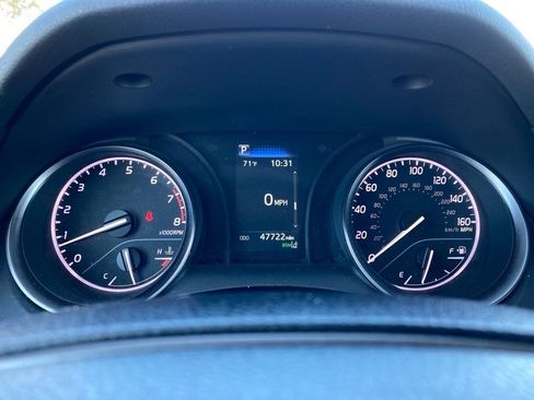 Used 2024 Toyota Camry SE image 15