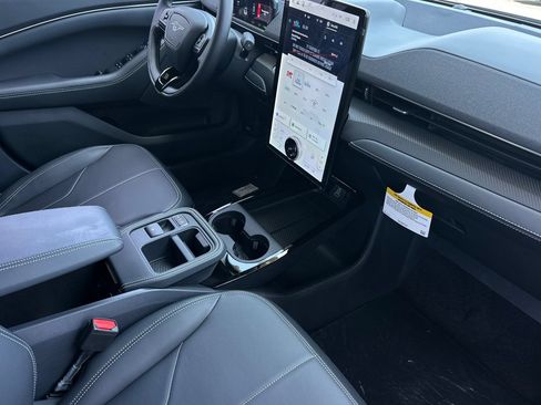 New 2026 Ford Mustang Mach-E Select RWD image 15