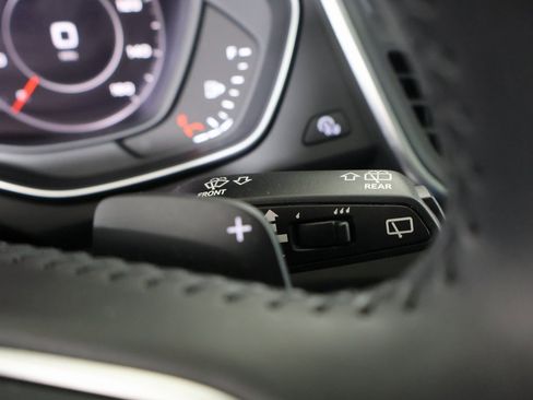 Used 2018 Audi Q5 2.0T Premium Plus w/ Premium Plus Package image 31