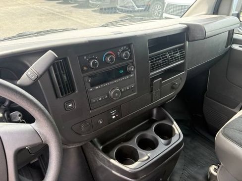 Used 2025 Chevrolet Express 2500 w/ Driver Convenience Package RWD image 29