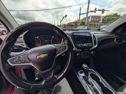Used 2019 Chevrolet Equinox Premier image 21