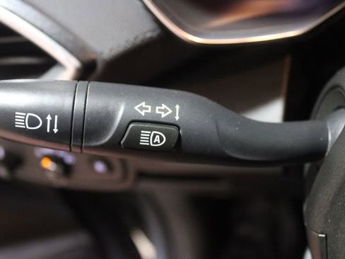 Used 2023 Chevrolet TrailBlazer LT w/ Convenience Package FWD image 35