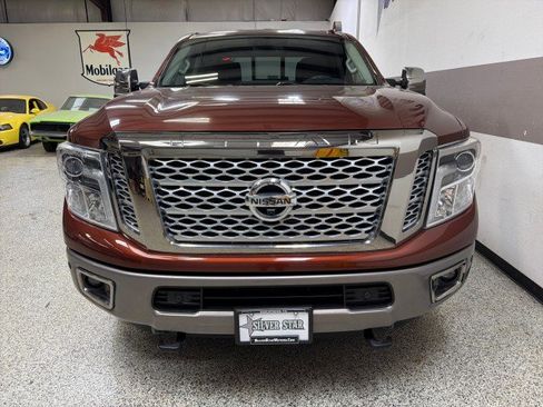 Used 2018 Nissan Titan Platinum Reserve w/ Platinum Utility Package image 32