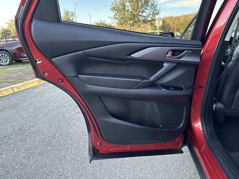 Used 2023 MAZDA CX-9 Touring Plus image 13