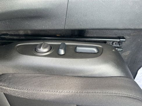 Used 2025 Chevrolet Malibu LT image 16