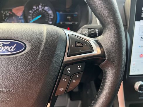 Certified 2024 Ford Edge SEL w/ Convenience Package AWD/4WD image 17
