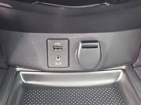 Used 2014 Nissan Rogue SL w/ SL Premium Package image 17