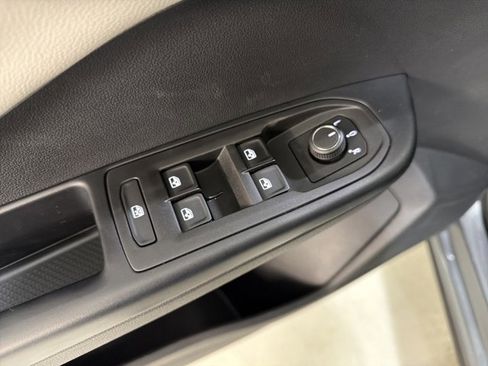 New 2026 Volkswagen Taos S FWD image 18