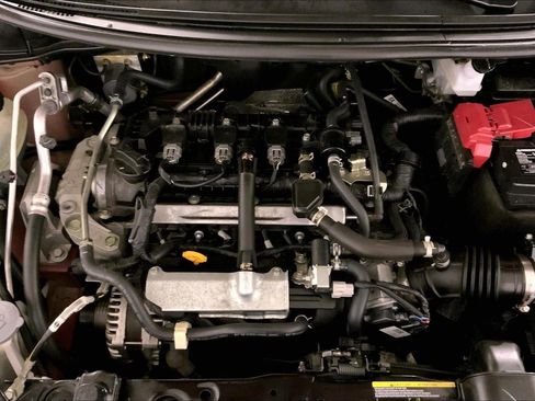 Used 2025 Nissan Versa SV FWD image 30