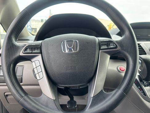 Used 2017 Honda Odyssey SE image 17