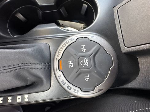 Used 2023 Ford Bronco Black Diamond AWD/4WD image 29