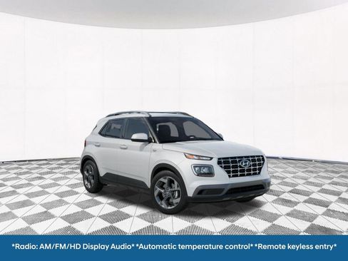 New 2026 Hyundai Venue SEL image 2