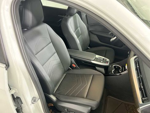 Used 2025 BMW X1 xDrive28i w/ Convenience Package image 24