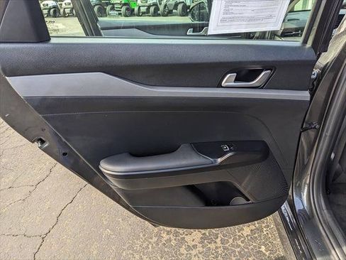 Used 2025 Kia K5 LXS FWD image 13