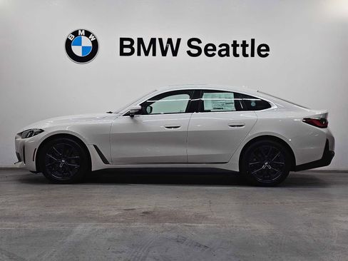 New 2025 BMW i4 xDrive40i image 3