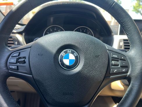 Used 2013 BMW 328i xDrive Sedan AWD/4WD image 18