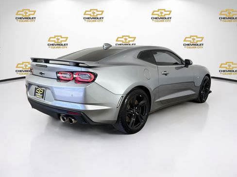 Used 2024 Chevrolet Camaro SS RWD image 8