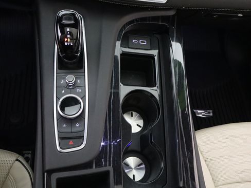 Used 2021 Cadillac Escalade Sport w/ Driver Assist Tech Package AWD/4WD image 28