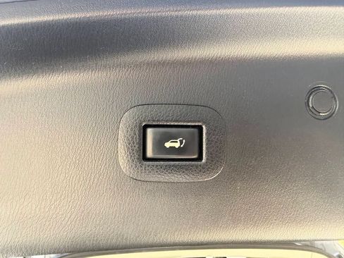 Used 2017 Nissan Armada Platinum w/ Captain Seat Package AWD/4WD image 15