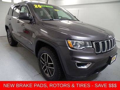 Used 2020 Jeep Grand Cherokee Laredo w/ 18" Wheel & 8.4" Radio Group