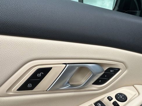 Used 2025 BMW 330i xDrive Sedan w/ Premium Package image 12