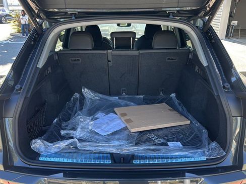 Used 2025 Audi Q5 Premium Plus w/ Premium Plus image 16