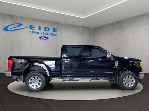 Used 2017 Ford F250 Lariat w/ Lariat Ultimate Package AWD/4WD image 3