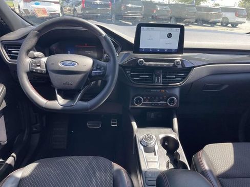 Used 2025 Ford Escape ST-Line Select AWD/4WD image 14