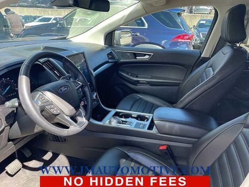 Used 2023 Ford Edge SEL image 2
