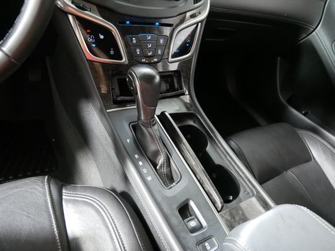 Used 2014 Buick LaCrosse Leather FWD image 24