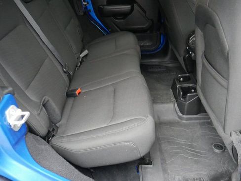 Used 2022 Jeep Wrangler Unlimited Sport image 23