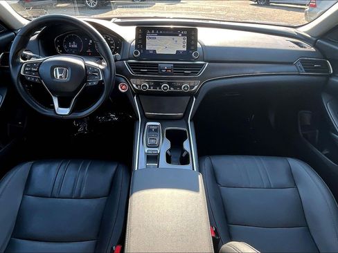 Used 2021 Honda Accord Touring image 15