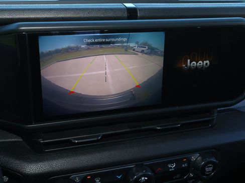 Used 2024 Jeep Wrangler Sport AWD/4WD image 26