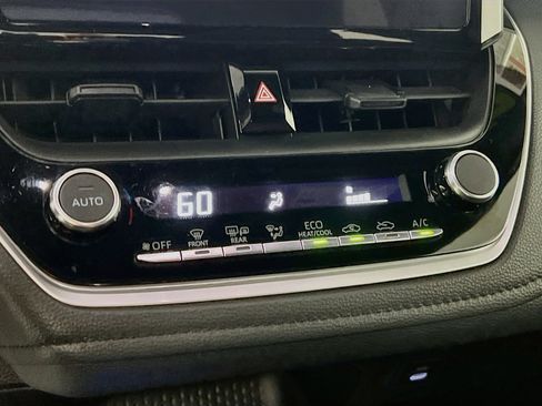 Used 2023 Toyota Corolla SE FWD image 26