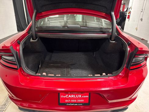 Used 2015 Dodge Charger SE w/ Popular Equipment Group image 12