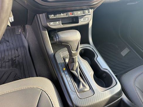 Used 2021 GMC Canyon AT4 image 19