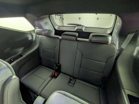 New 2026 Chevrolet Traverse RS image 36