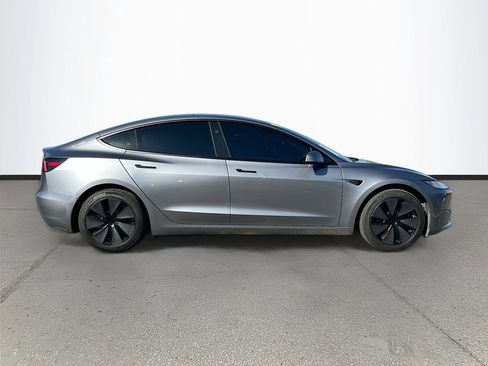 Used 2025 Tesla Model 3 Long Range image 8