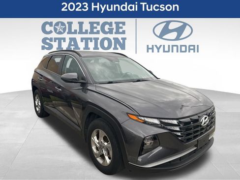 Used 2023 Hyundai Tucson SEL FWD image 3