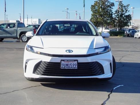 Certified 2025 Toyota Camry LE image 3