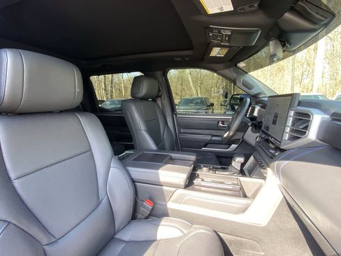 Used 2023 Toyota Tundra Platinum AWD/4WD image 22