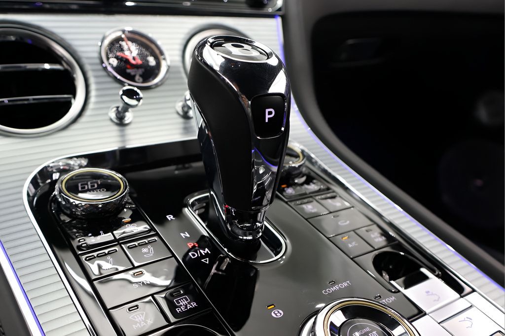 Used 2022 Bentley Continental GT AWD/4WD image 29