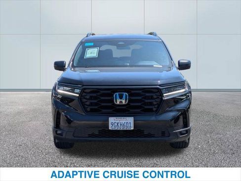 Used 2023 Honda Pilot Sport image 3