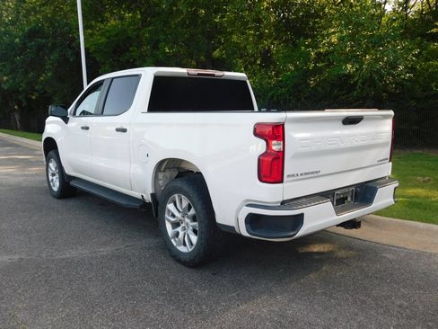 Certified 2020 Chevrolet Silverado 1500 Custom RWD image 3