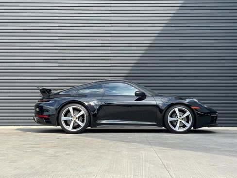 Certified 2021 Porsche 911 Carrera image 8