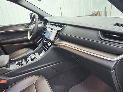 New 2026 Jeep Grand Cherokee L Limited image 39